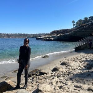 Meet your Posher, Christie